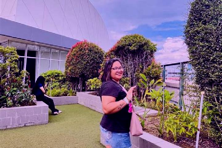Emily, 29 — Escort in Imbatug, Philippines