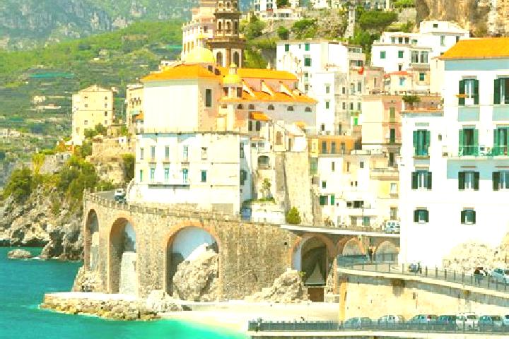 Emily, 29 — Escort in Sarmede, Italy