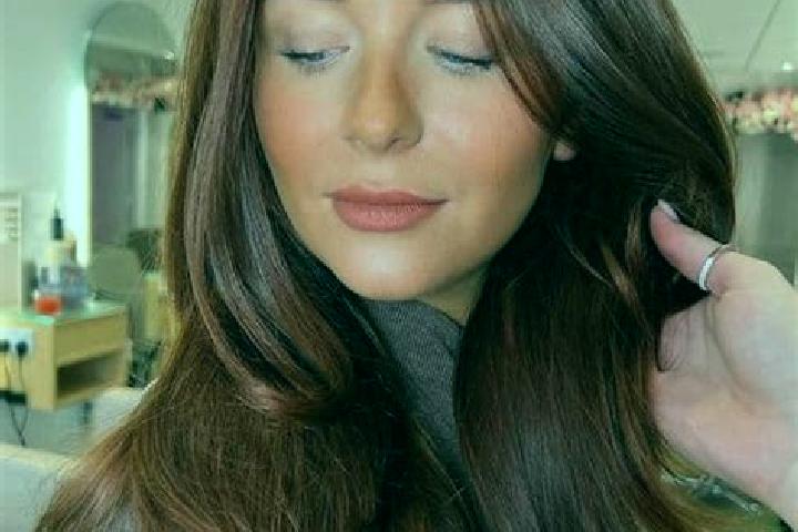 Emily, 30, a chestnut brown-eyed indian companion based in Heijen. Offering Tantra, Erotic Massage, Duos, A-Level. Available for incall and outcall, day and ...