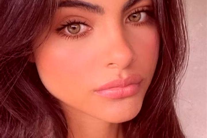 Emily, 30, a dark blonde dark-eyed indian companion based in Port Washington. Offering Tantra, Dinner Date, Duos. Available for incall and outcall, overnight...