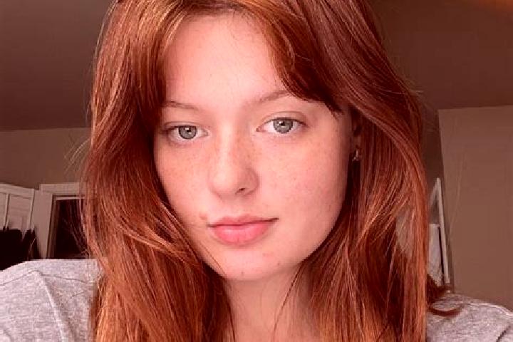 Emily, 30, a red grey-eyed mixed companion based in Bayasong. Offering Massage, Couples, Roleplay, CIM. Available for incall and outcall, overnight bookings ...