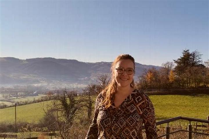 Emily, 30 — Escort in Haute-Rivoire, France