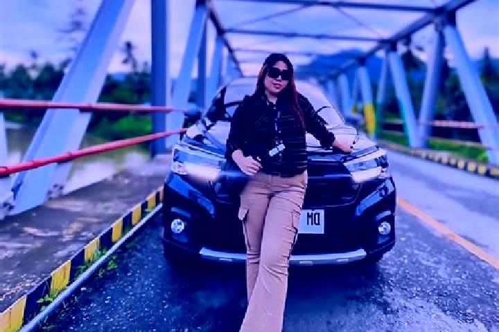 Emily, 30 — Escort in Kairatu, Indonesia
