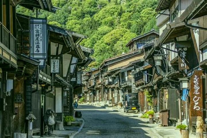 Emily, 30 — Escort in Kawachi-Nagano, Japan
