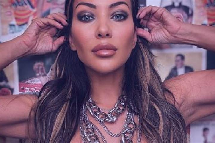 Emily, 30 — Escort in Penbrook, United States