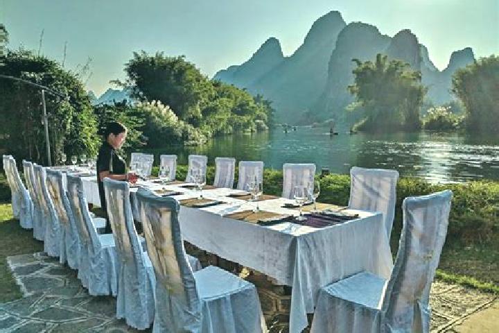 Emily, 30 — Escort in Yangshuo, China