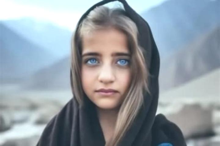 Emily, 31, a black blue-eyed middle eastern companion based in Vrnjacka Banja. Offering BDSM, Domination, CIM, GFE, Dinner Date. Available for incall and out...