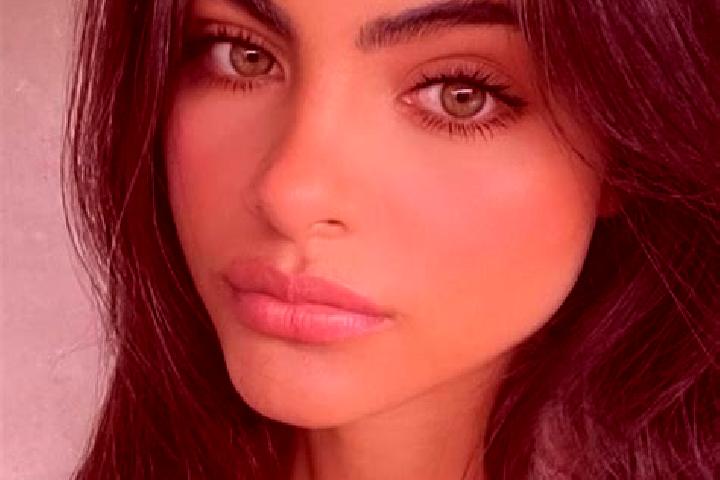 Emily, 31, a black hazel-eyed caucasian companion based in Dejilin. Offering CIM, Striptease, Dinner Date, Fetish. Available for incall and outcall, day and ...