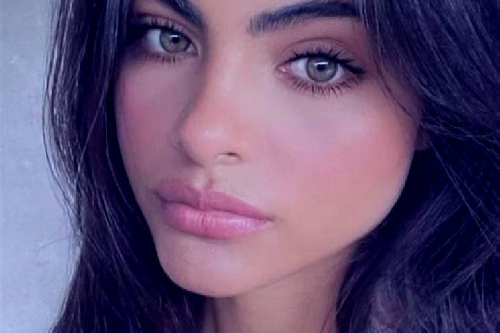Emily, 31, a black hazel-eyed latina companion based in Uaba. Offering Overnight, 69, OWO, Duos. Available for incall and outcall, day and evening dates.