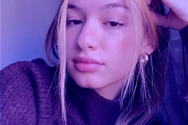 Emily, 31, a blonde brown-eyed middle eastern companion based in Shangfu. Offering Massage, Deep French Kissing, Fetish. Available for incall and outcall, da...