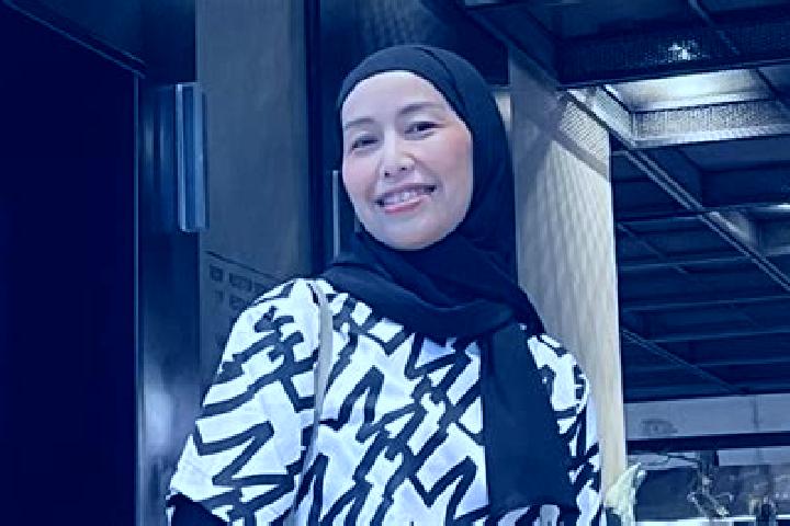 Emily, 31 — Escort in Data Dian, Indonesia