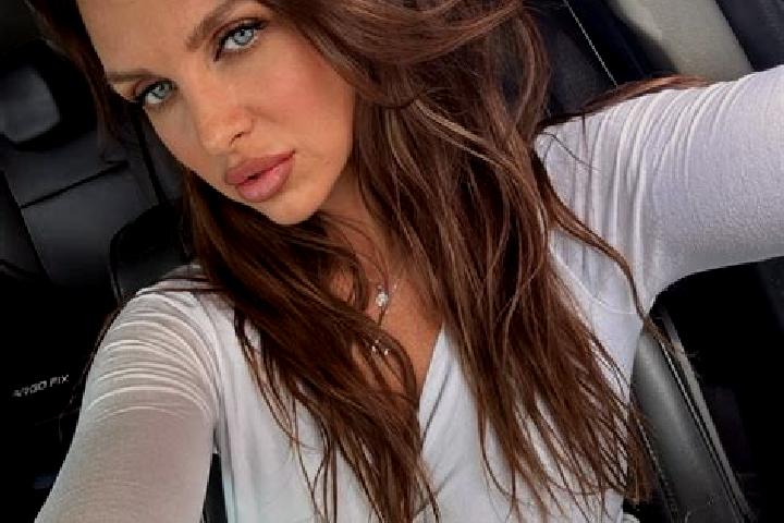 Emily, 31 — Escort in Klyuchevsk, Russia