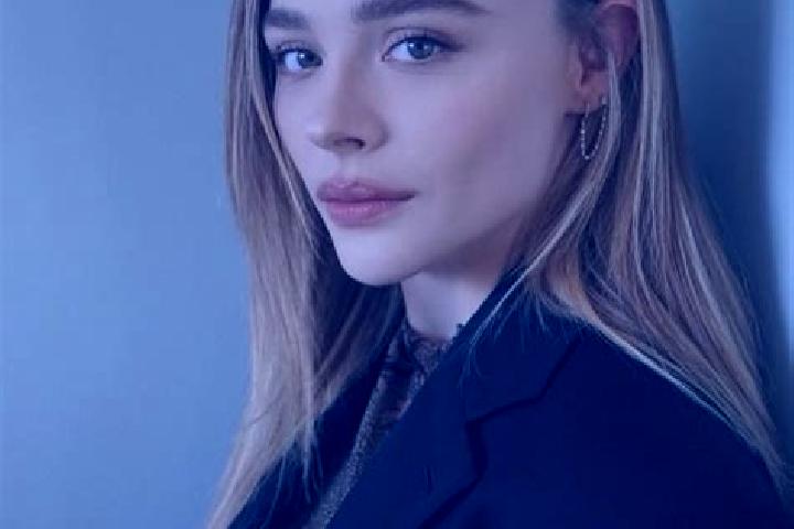 Emily, 31 — Escort in Mala Vyska, Ukraine