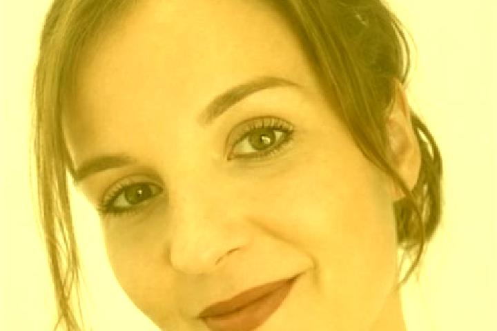 Emily, 31 — Escort in Mouzon, France