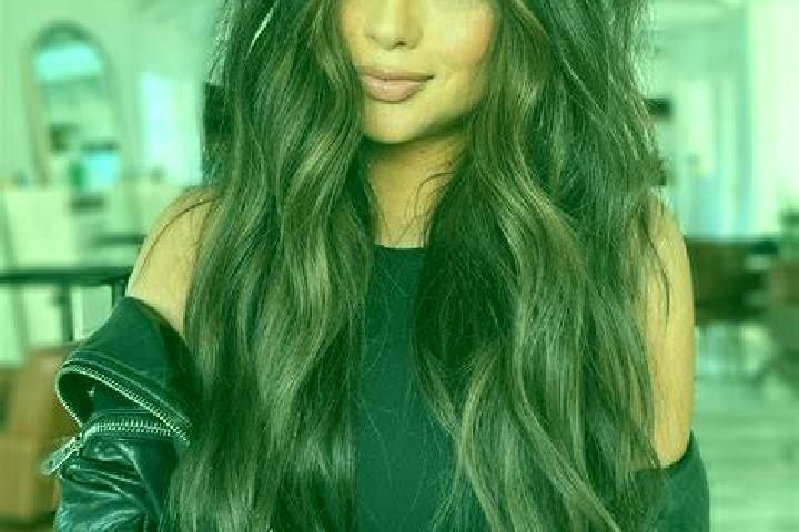 Emily, 32, a brunette dark-eyed slavic companion based in Gogosan. Offering Domination, Tantra, Striptease. Available for incall and outcall, day and evening...