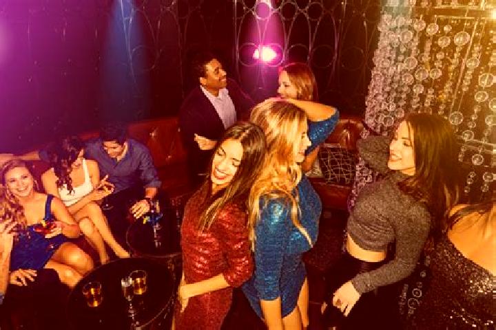 Emily, 32, a brunette grey-eyed asian companion based in Lilio. Offering BDSM, Striptease, Deep French Kissing, Massage, Party Girl. Available for incall and...