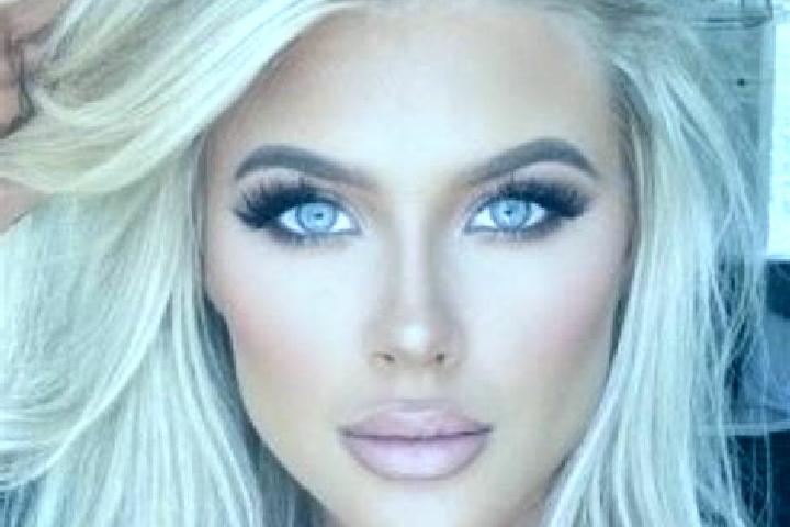 Emily, 32, a platinum blonde blue-eyed latina companion based in Athol. Offering A-Level, Striptease, CIM, Roleplay. Available for incall and outcall, overni...