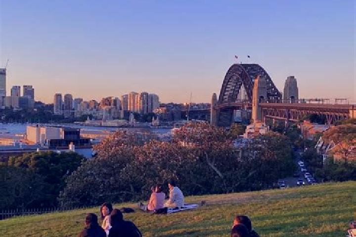 Emily, 32 — Escort in Daisy Hill, Australia