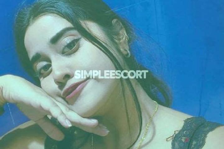 Emily, 32 — Escort in Panipat Taraf Ansar, India