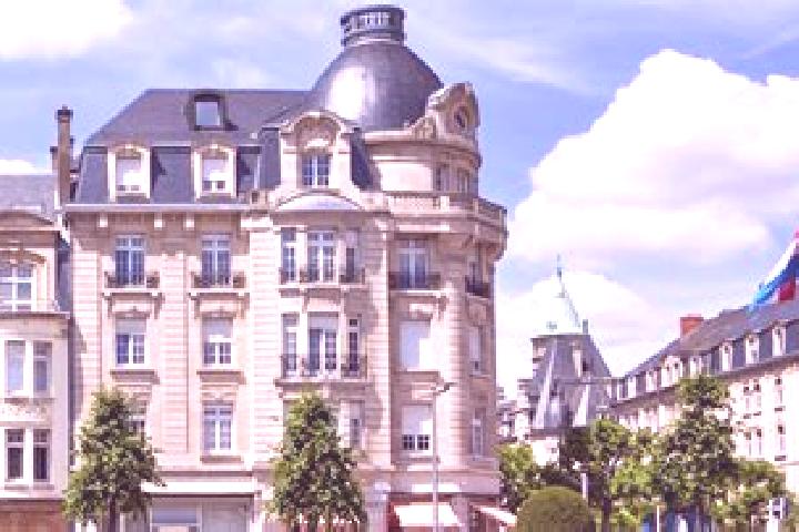 Emily, 32 — Escort in Roeser, Luxembourg