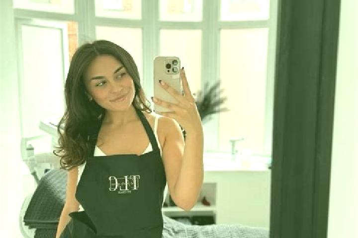 Emily, 32 — Escort in Tiptree, United Kingdom