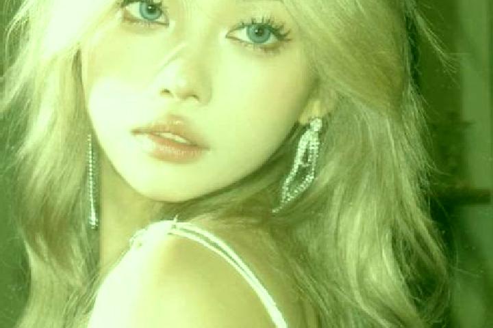 Emily, 33, a blonde grey-eyed asian companion based in Harcourt. Offering CIM, Travel Companion, Dinner Date, OWO. Available for incall and outcall, day and ...