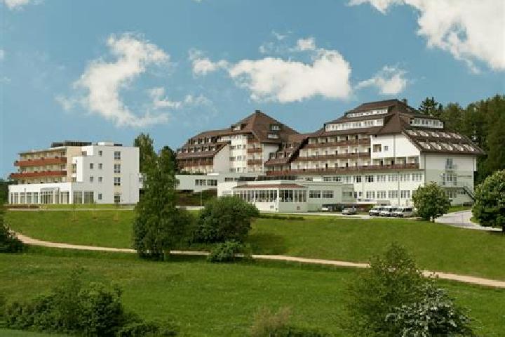 Emily, 33, a brunette amber-eyed european companion based in Sankt Georgen im Attergau. Offering Roleplay, Massage, Striptease, OWO. Available for incall and...