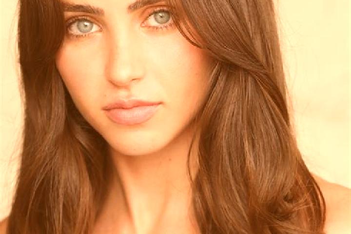 Emily, 33, a brunette amber-eyed indian companion based in Souq Sebt Oulad Nemma. Offering Erotic Massage, GFE, Roleplay. Available for incall and outcall, o...