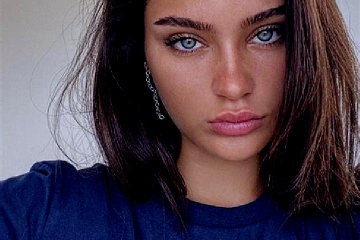 Emily, 33, a brunette green-eyed ebony companion based in Usurbil. Offering Party Girl, Overnight, Tantra, A-Level. Available for incall and outcall, day and...