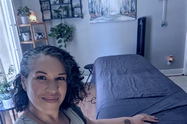 Emily, 33, a chestnut grey-eyed ebony companion based in Faranah. Offering Overnight, BDSM, Girlfriend Experience, Erotic Massage. Available for incall and o...