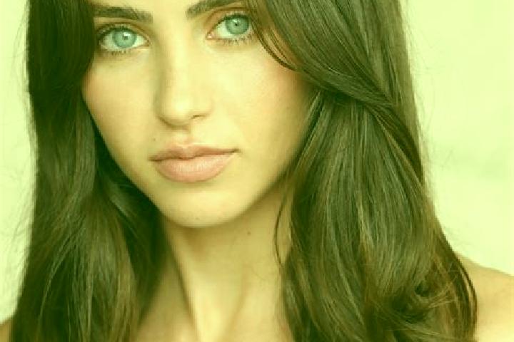Emily, 33, a chestnut hazel-eyed latina companion based in Kordlar. Offering OWO, GFE, Domination. Available for incall and outcall, day and evening dates.