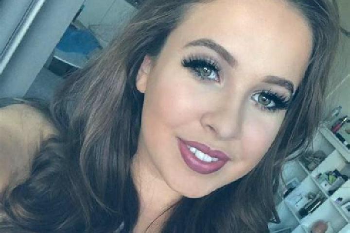 Emily, 33, a dark blonde dark-eyed asian companion based in Santo Antonio do Aracangua. Offering OWO, Erotic Massage, Prostate Massage, Dinner Date. Availabl...