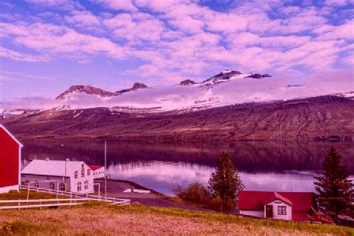 Emily, 33 — Escort in Faskrudsfjoerdur, Iceland