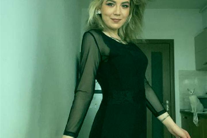 Emily, 33 — Escort in Handlova, Slovakia