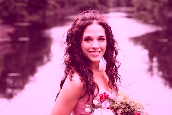 Emily, 33 — Escort in Lake Delton, United States
