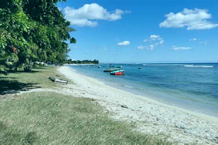 Emily, 33 — Escort in Pointe aux Piments, Mauritius