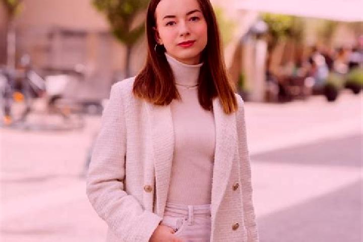 Emily, 33 — Escort in Schaffen, Belgium