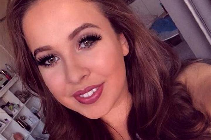 Emily, 34, a auburn brown-eyed caribbean companion based in Teodoro Sampaio. Offering Couples, Striptease, Roleplay, Dinner Date. Available for incall and ou...