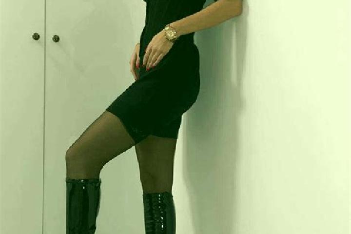 Emily, 34, a black brown-eyed mediterranean companion based in Harbor. Offering CIM, Fetish, Tantra, Striptease. Available for incall and outcall, overnight ...