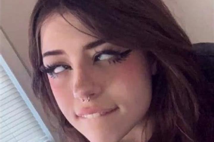 Emily, 34, a black brown-eyed middle eastern companion based in Velazquez. Offering Roleplay, OWO. Available for incall and outcall, day and evening dates.