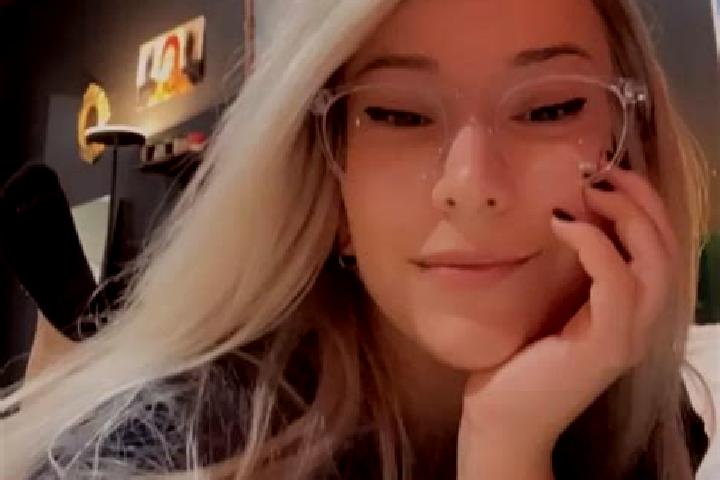 Emily, 34, a blonde amber-eyed indian companion based in Styrrup. Offering Girlfriend Experience, Fetish, OWO, Duos. Available for incall and outcall, day an...
