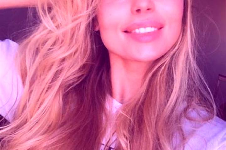 Emily, 34, a blonde grey-eyed middle eastern companion based in Osornillo. Offering GFE, Travel Companion, Girlfriend Experience, Overnight, Couples. Availab...
