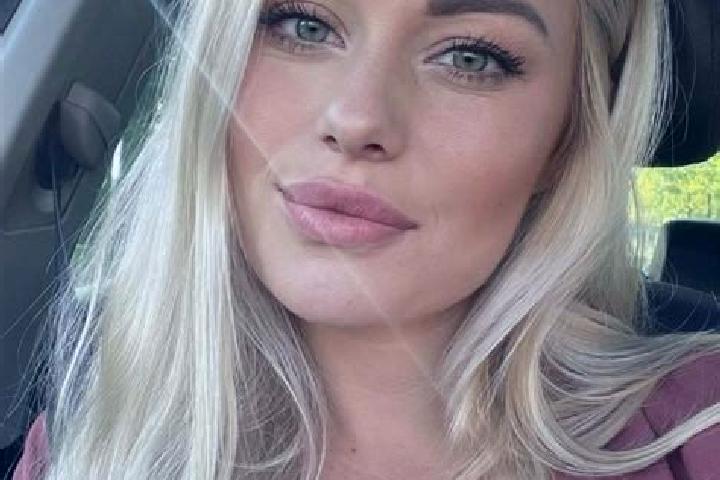 Emily, 34, a blonde hazel-eyed caribbean companion based in Markova. Offering Dinner Date, Tantra, OWO, Travel Companion. Available for incall and outcall, d...