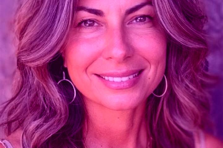 Emily, 34, a brunette grey-eyed european companion based in Erwitte. Offering OWO, Prostate Massage, Travel Companion, Duos. Available for incall and outcall...