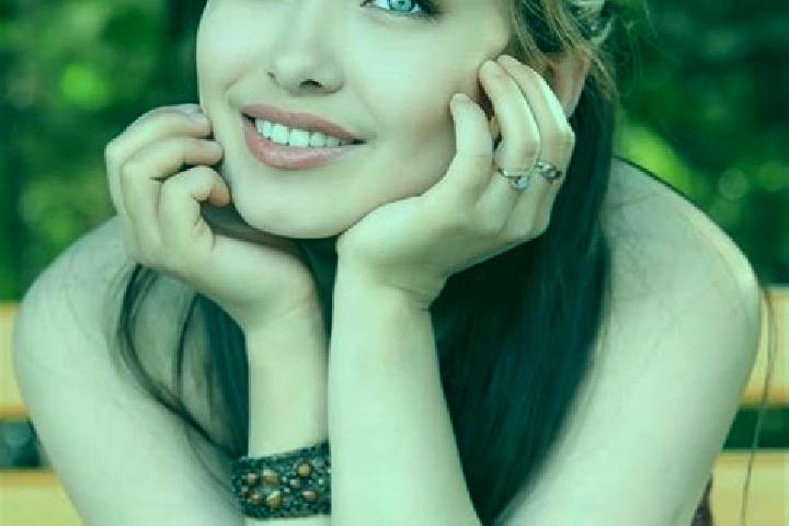 Emily, 34, a red blue-eyed asian companion based in Rumat al-Hayb. Offering Roleplay, Erotic Massage, OWO. Available for incall and outcall, overnight bookin...