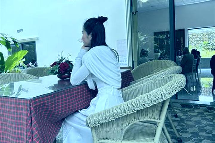 Emily, 34 — Escort in Buon Trap, Vietnam