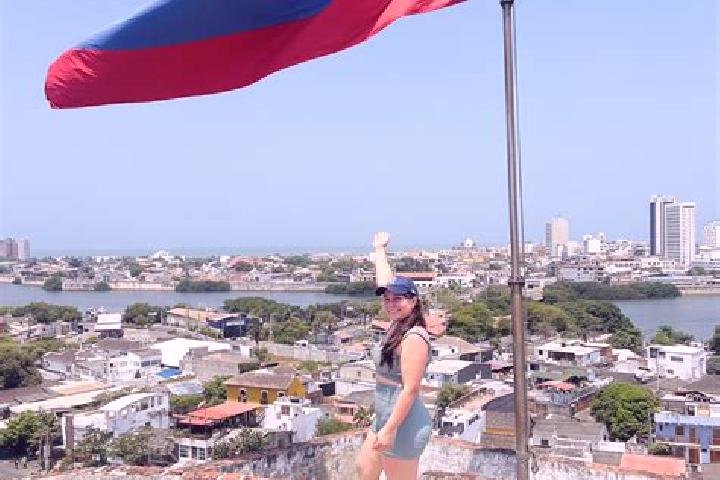 Emily, 34 — Escort in El Derrumbo, Honduras
