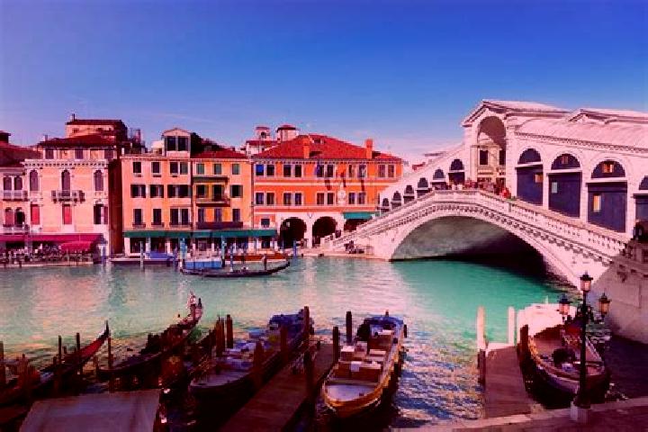 Emily, 34 — Escort in San Polo, Italy