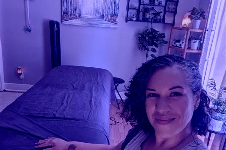 Emily, 35, a black green-eyed ebony companion based in Myerstown. Offering Fetish, BDSM, Erotic Massage. Available for incall and outcall, day and evening da...