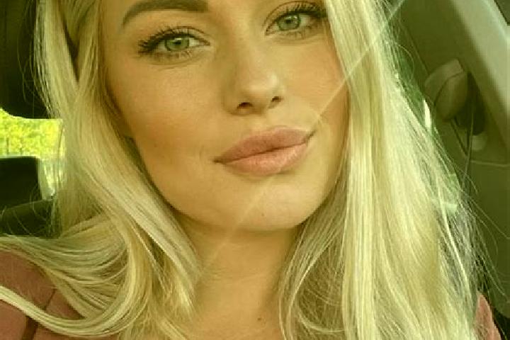Emily, 35, a blonde hazel-eyed ebony companion based in Champdepraz. Offering BDSM, Erotic Massage, OWO, Domination. Available for incall and outcall, day an...